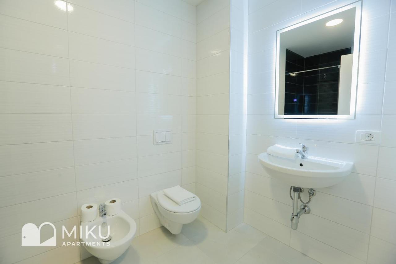 Miku Apartment - Vibrant 1Bd Apartment At Olympic Residence Tirana Exterior photo