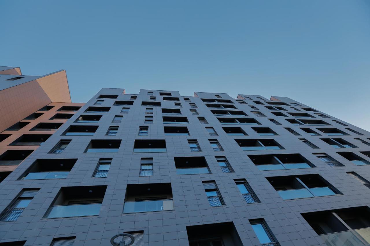 Miku Apartment - Vibrant 1Bd Apartment At Olympic Residence Tirana Exterior photo